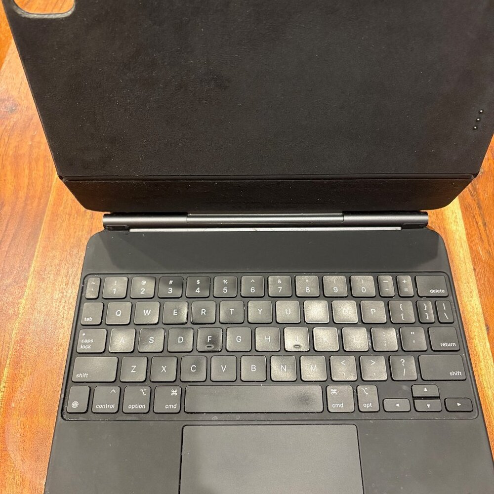 Apple Magic Keyboard for iPad Air (4th Gen) Pro (1st, 2nd and 3rd Generation)